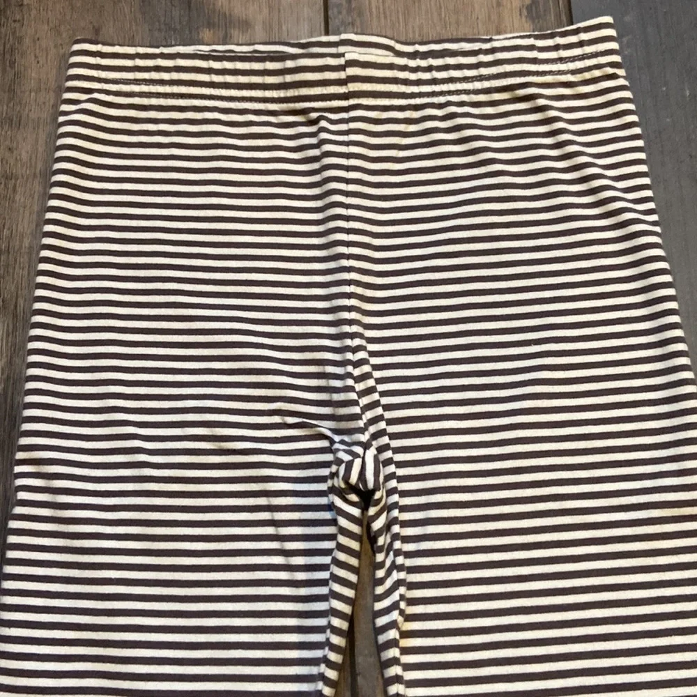 Girl’s Leggings Size 7/8 Medium Gray Striped Yoga Pants Long Soft Cotton Stretch